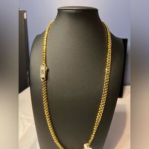 Monaco Link Chain w Diamond Cluster Clasp